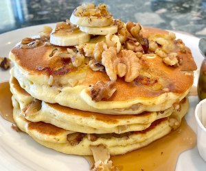 Image of stack of pancakes-Best Places for Breakfast in Connecticut