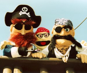  Make mateys with puppets at Everybody Loves Pirates. Photo courtesy of the Frogtown Mountain Puppeteers 
