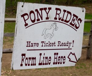Photo of sign for Pony Rides at Flamig Farm in CT.