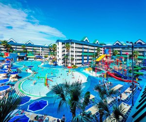 Holiday Inn Resort Orlando Suites & Water Park Best Family Resorts in Florida