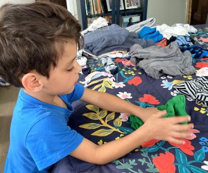 20 Low-Effort Ways to Entertain Toddlers When You’re Sick household chores