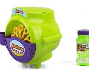 Gazillion Bubbles Hurricane Machine is affordable and reliable