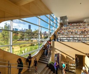 Long Island City waterfront: Hunters Point Library