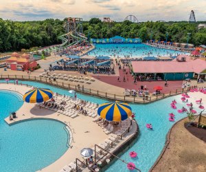 Outdoor Water Parks Near DC: Hurricane Harbor at Six Flags America