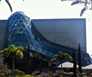 Dali Museum in St Petersburg, Florida: A (Sur)Really Unique Museum Experience null
