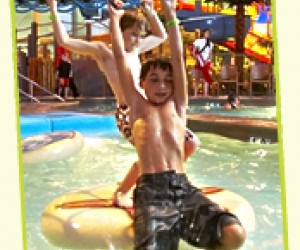 Water fun in Waterbury, Connecticut null