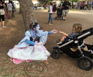 Visiting the New York Renaissance Faire with Kids - Mommy Poppins