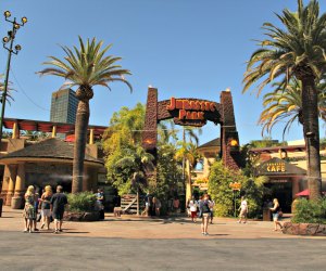 People Approach The City Walk At Universal Studios Florida From The Parking Garage Stock Photo - Alamy
