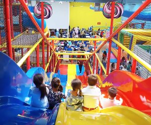 Indoor playgrounds in Queens: Kanga's Indoor Playcenter
