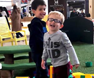 SafeLandings Featured in the Roosevelt Field Shopping Mall Indoor Play Area  – SafeLandings