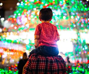 DTLA sparkles each night during the holiday season. Photo courtesy of The Bloc