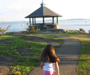 Larchmont Manor Park is a seaside oasis for kids. Photo by the author