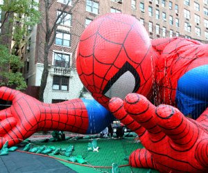 Things to do in New York Macy's Thanksgiving Day Parade Balloon Inflation