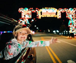 The Magic Of Lights Drive Thru Returns To Jones Beach For Season Mommypoppins Things To Do In Long Island With Kids