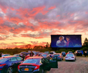 Drive In Movie Theaters Near Philly And Outdoor Movies Playing Now Mommypoppins Things To Do In Philadelphia With Kids