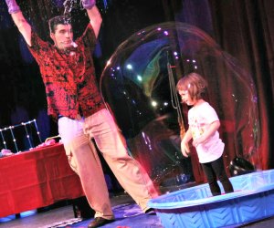 What kid doesn't like bubbles with Mike the Bubble Man? Photo by Kirsten Sims