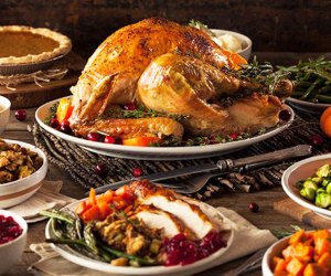 Dine on a traditional Thanksgiving feast with all the trimmings courtesy of the Salt Creek Grille. 