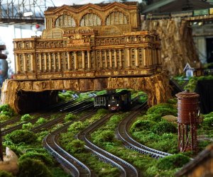 See a life-like model of Grand Central at the NYBG's Holiday Train Show