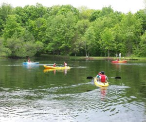 Go kayaking at the Delaware River Campground, a family-friendly campsite near NYC