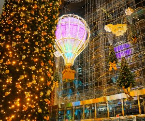 One of the most spectacular holiday displays in NYC, Shine Bright features over 2 million holiday lights illuminating the entire neighborhood. Photo courtesy of Hudson Yards