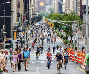 Summer Streets returns Saturdays August 6, 13, and 20, with eight-plus miles of car-free fun running from East Harlem to the Brooklyn Bridge.