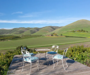 California Vacation Home Rentals for Families:Pick fruits and see peacocks at this farm stay.