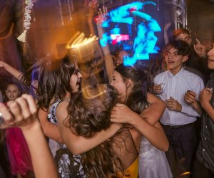 Image of kids at Bar Mitzvah - Best Bar Mitzvah and Bat Mitzvah Spots 