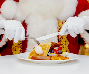 Santa visits KOP for breakfast. Enjoy story time with Santa, face painting, a balloon artist, and delicious food. Photo courtesy of Neiman Marcus