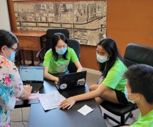 Teens working with the Chinatown Development Corporation. Photo courtesy of Philadelphia Youth Network