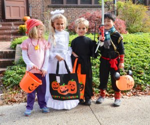 Time to trick-or-treat in Chicago. Photo by Joe Shlabotnik courtesy of Flickr (CC BY-NC-ND 2.0)