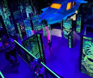 picture of a place to play laser tag in Chicago with kids