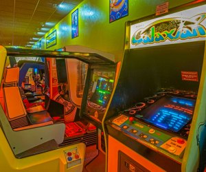 Photo of classic arcade games - Best Arcades in Boston