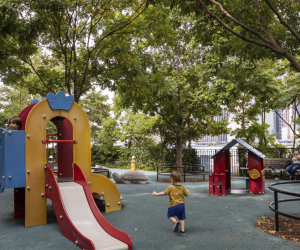 kids playing in Pier 1 Playground