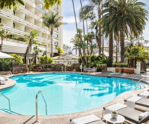 Best Swimming Pools in Los Angeles: Fairmont Miramar