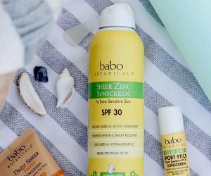 Reef-Safe Sunscreen for Kids: reef safe sunscreens Babo Botanicals Zinc Spray Sunscreen