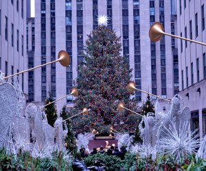 Must Do Holiday And Christmas Events For New York City Kids In 2020 Mommypoppins Things To Do In New York City With Kids