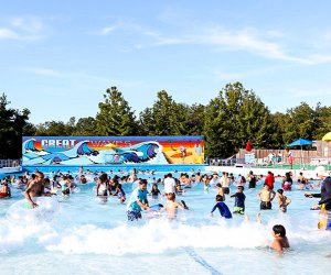 Outdoor Kids' Birthday Parties Near DC: Great Waves Water Park