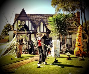 Best Neighborhoods To Trick-or-Treat On Halloween In Los Angeles