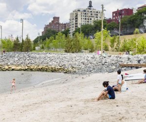 Visit the beach in Brooklyn Bridge Park