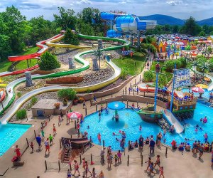 Best Water Theme Parks Near NYC for Families | MommyPoppins - Things to ...