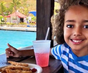 St. Thomas with Kids: Tickles Dockside Pub