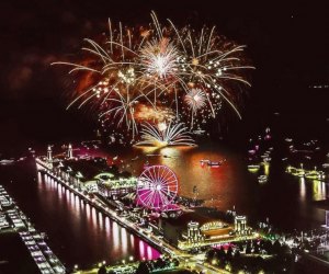 Enjoy the last evening of Summer Fireworks at Navy Pier in Chicago. Photo courtesy of @followingchicago
