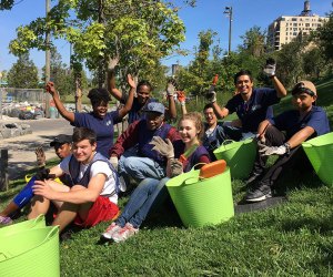 Help keep Brooklyn Bridge Park clean with the Green Team