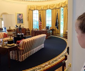 William J. Clinton Presidential Library & Museum Oval Office Replica : Little Rock with Kids: