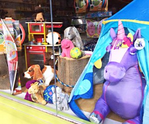 Needs some warm fuzzy friends? Tugooh Toys has a magical array of stuffed animals and plush toys and offers delivery within a 5-mile radius. Photo courtesy of Tugooh Toys 