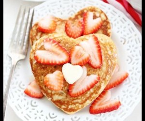 Valentine's Day Ideas: Heart-shaped pancakes and strawberries