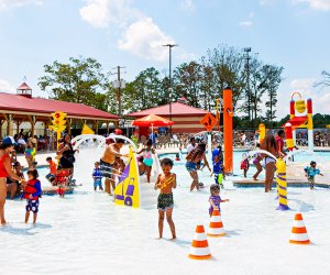 Little ones will love the shallow water play at Jackhammer Bay in The Water Main. Photo courtesy of Diggerland USA