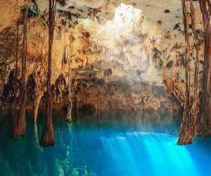 caving in Xcaret Park