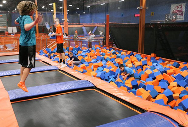 Bounce Houses And Trampoline Parks For Long Island Kids Mommypoppins Things To Do In Long Island With Kids