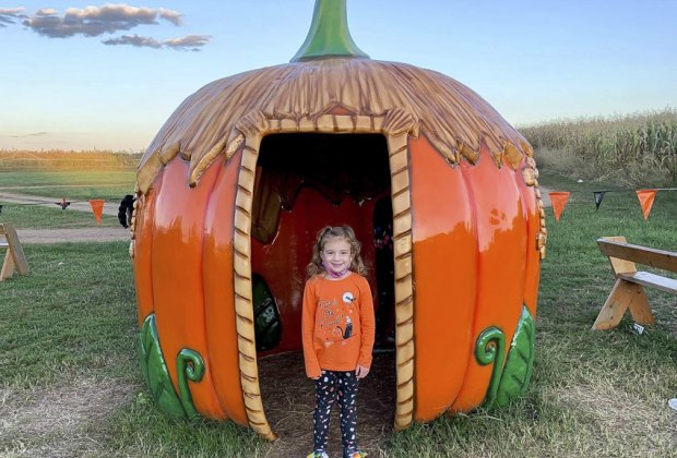 Summers Farm pumpkin patch 